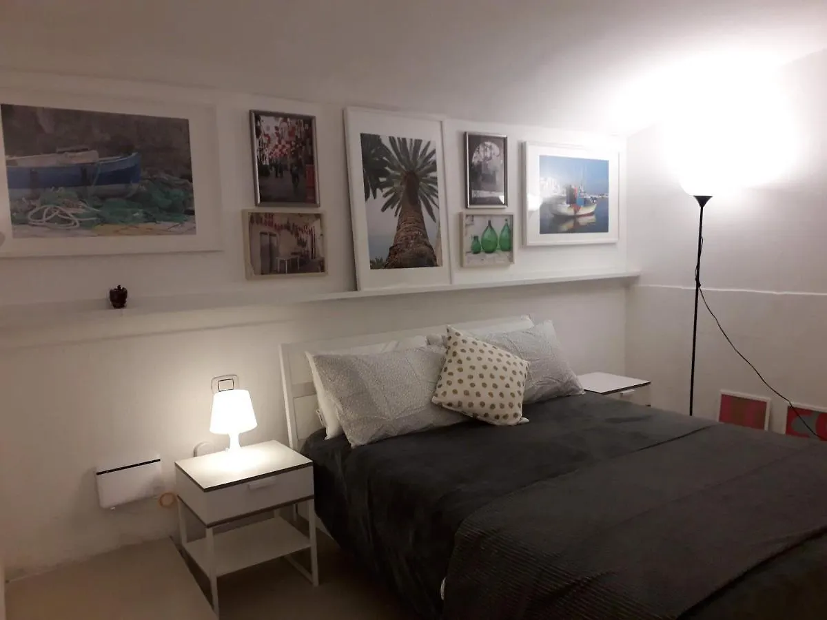Cattaro Street - Apartment Near The Sea 巴里